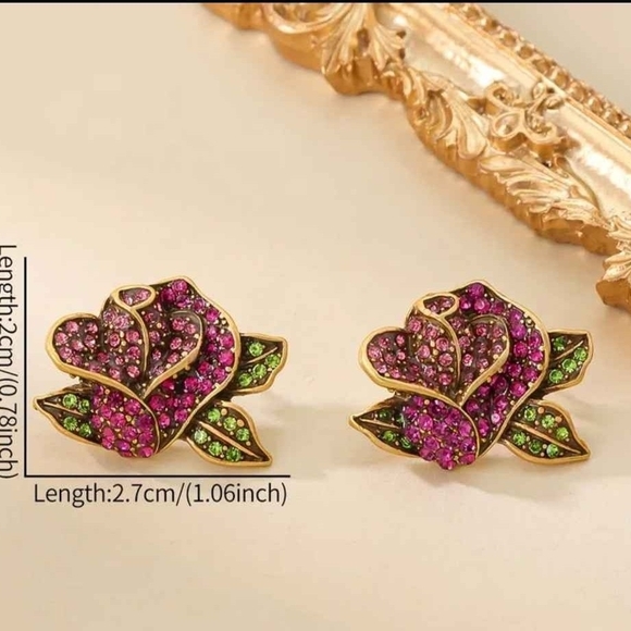 Elegant Pink and Green Rose Earrings - Picture 2 of 2